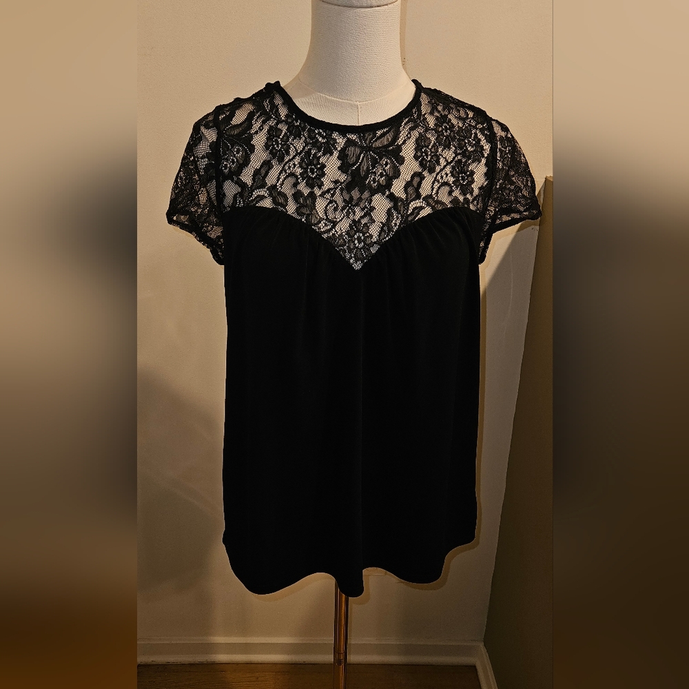 Elegant Black Lace Women's Top